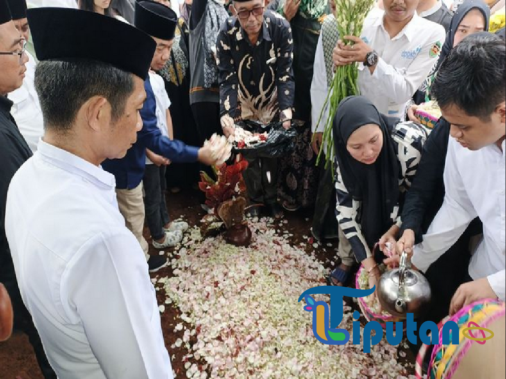Istri Bupati Purwakarta, Diny Yuliani, Berpulang: Sosok Tangguh dan Ikhlas yang Meninggalkan Jejak Mendalam