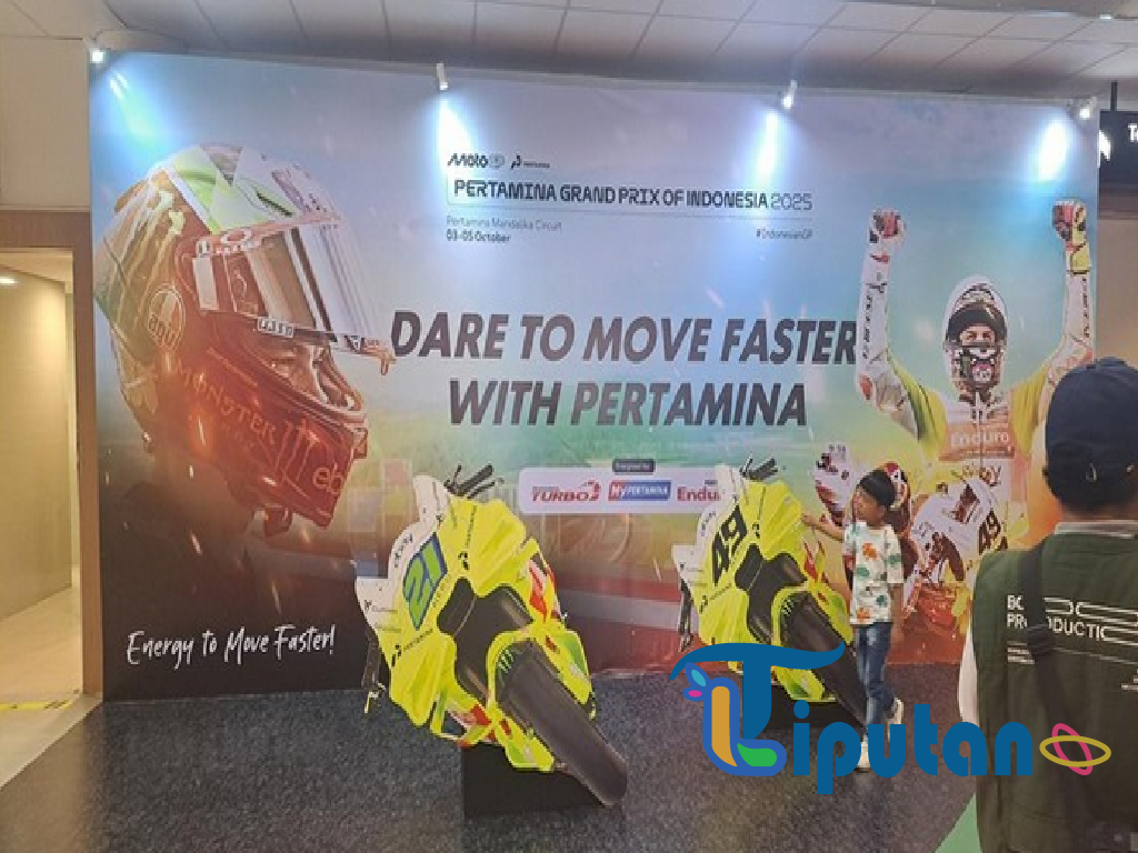 Motor Morbidelli dan Di Giannantonio Tertahan di Bandara Lombok
