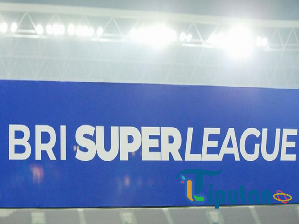 Arema FC Tundukkan Semen Padang 2-1, Singo Edan Amankan Tiga Poin Krusial