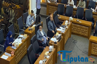 Ketua Baleg DPR Sentil Ahmad Dhani & Once Saat Sambut Musisi: Ayo Berdamai Lagi