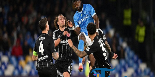 Napoli dan Frankfurt Sama Kuat, Berbagi Poin di Liga Champions