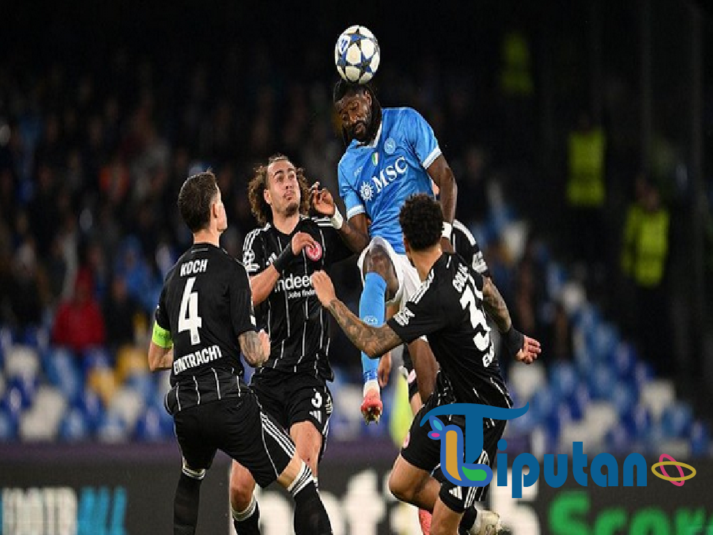 Napoli dan Frankfurt Sama Kuat, Berbagi Poin di Liga Champions