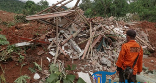 Pencarian Korban Longsor Cilacap Kembali Dilanjutkan Setelah Cuaca Membaik