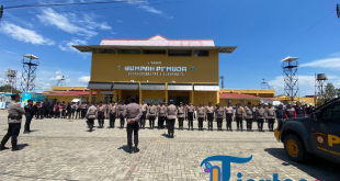 Ratusan Personel Polisi Dikerahkan untuk Mengamankan Laga Bhayangkara FC vs Persebaya Surabaya