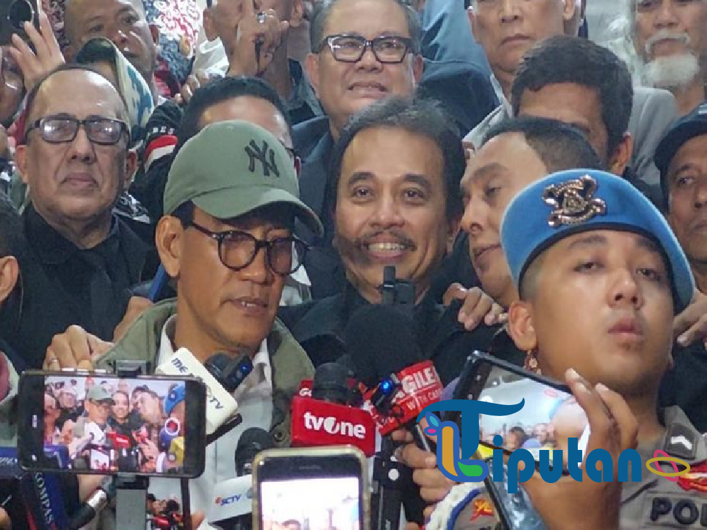 Roy Suryo Tersenyum Lega Usai Tak Ditahan dalam Kasus Ijazah Jokowi