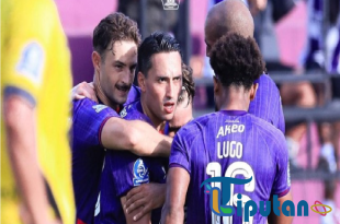 Super League: Ong Kim Swee Pamit, Persik Hantam Semen Padang