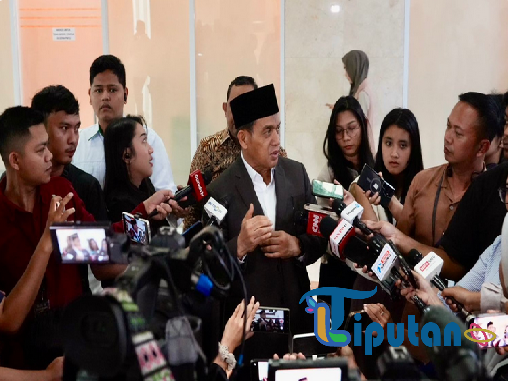 Video Gus Elham Cium Anak Perempuan Jadi Viral, Wamenag: Tindakan Tak Pantas