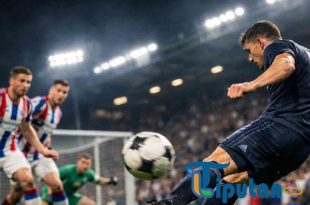 Ajax Berpesta di Maassluis: Hujan Gol 7-2 yang Bersejarah