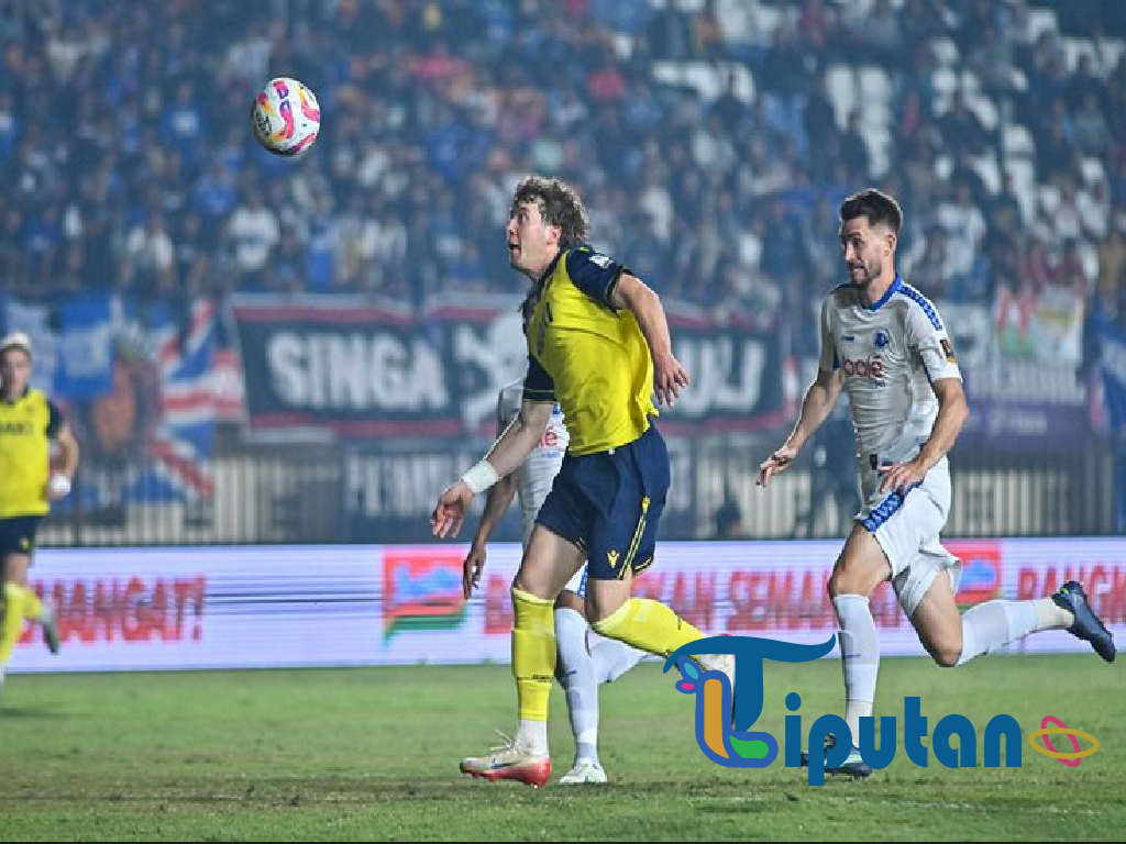 Aksi Ole Romeny Tak Mampu Selamatkan, Oxford United Resmi Pecat Pelatih