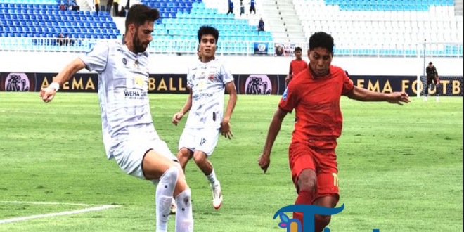 Arema FC vs Madura United Berakhir 2-2: Duel Brace Warnai Derbi Jatim