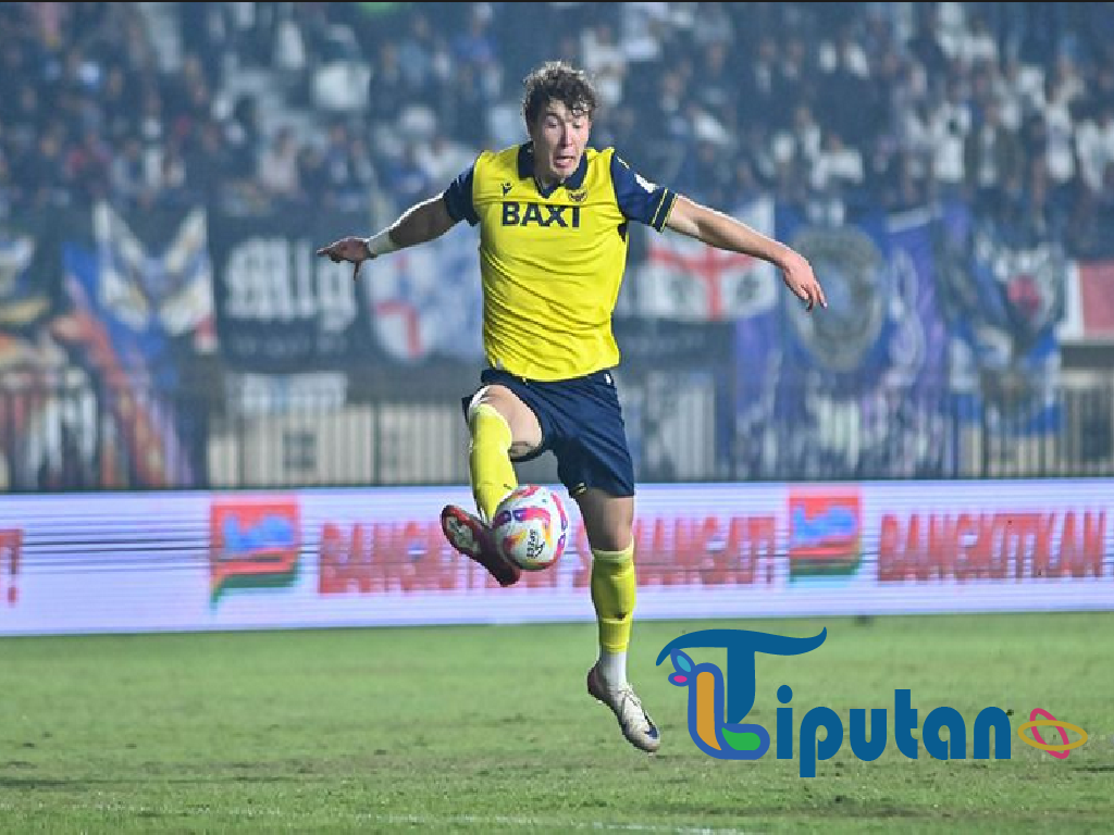 Gol Penalti Ole Romeny Antar Oxford United ke Babak 4 Piala FA