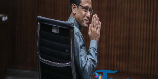 Isu Chromebook, Nadiem Menjawab dengan 'Trust The Giant'