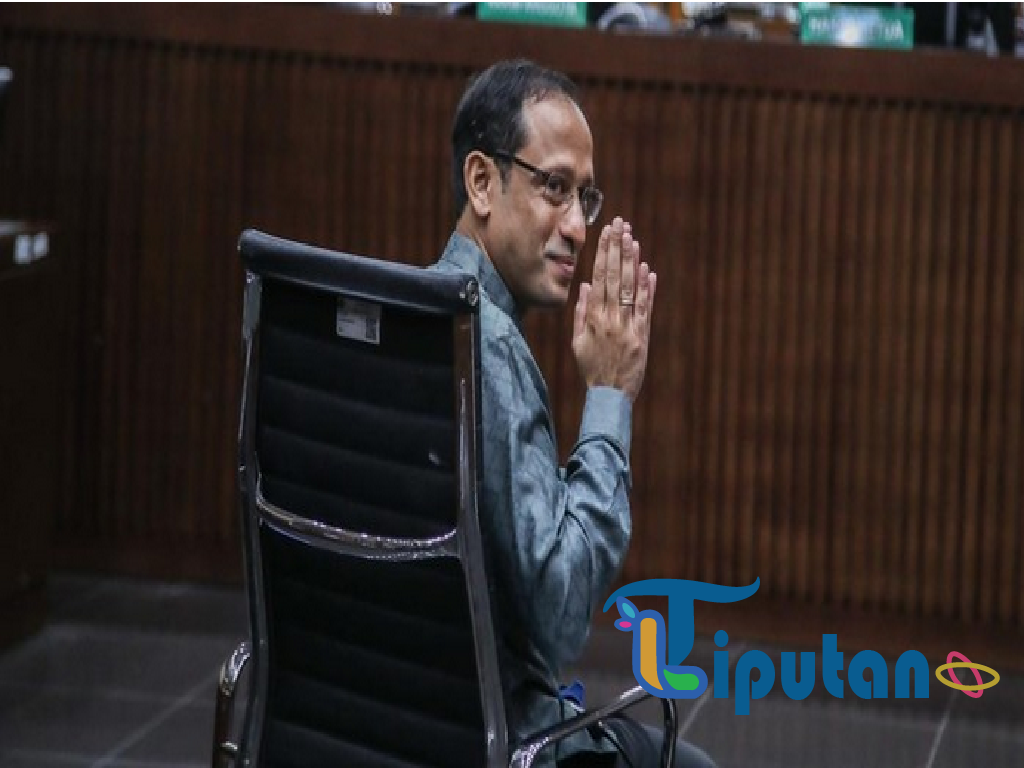 Isu Chromebook, Nadiem Menjawab dengan 'Trust The Giant'