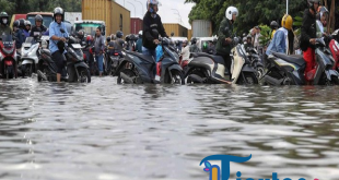 Jakarta Dilanda Banjir: 143 RT dan 16 Ruas Jalan Terendam Siang Ini