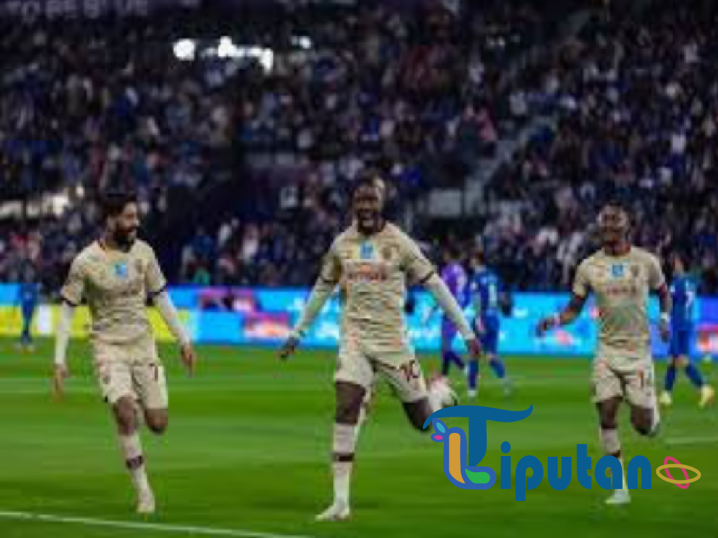 Klasemen Liga Arab Saudi 2025/2026: Al-Hilal Mantap di Puncak, Al-Nassr Tertinggal 7 Poin