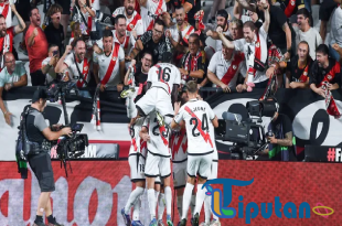 Line-up Granada vs Rayo Vallecano: Trejo, Fran Pérez, Camello Hadapi Saenz, Rodelas, Pascual