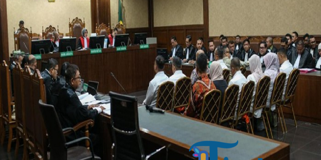 Munarman dan Aziz Yanuar Resmi Jadi Kuasa Hukum Eks Wamenaker Noel