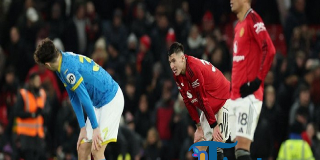 Neville Kritik Keras: MU Tampil Buruk Usai Gagal Kalahkan Wolves