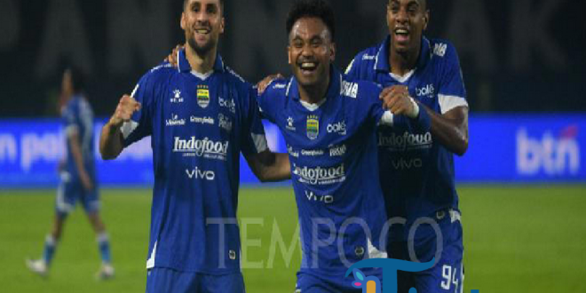 Persib Bandung Urung Merebut Kembali Posisi Puncak Klasemen