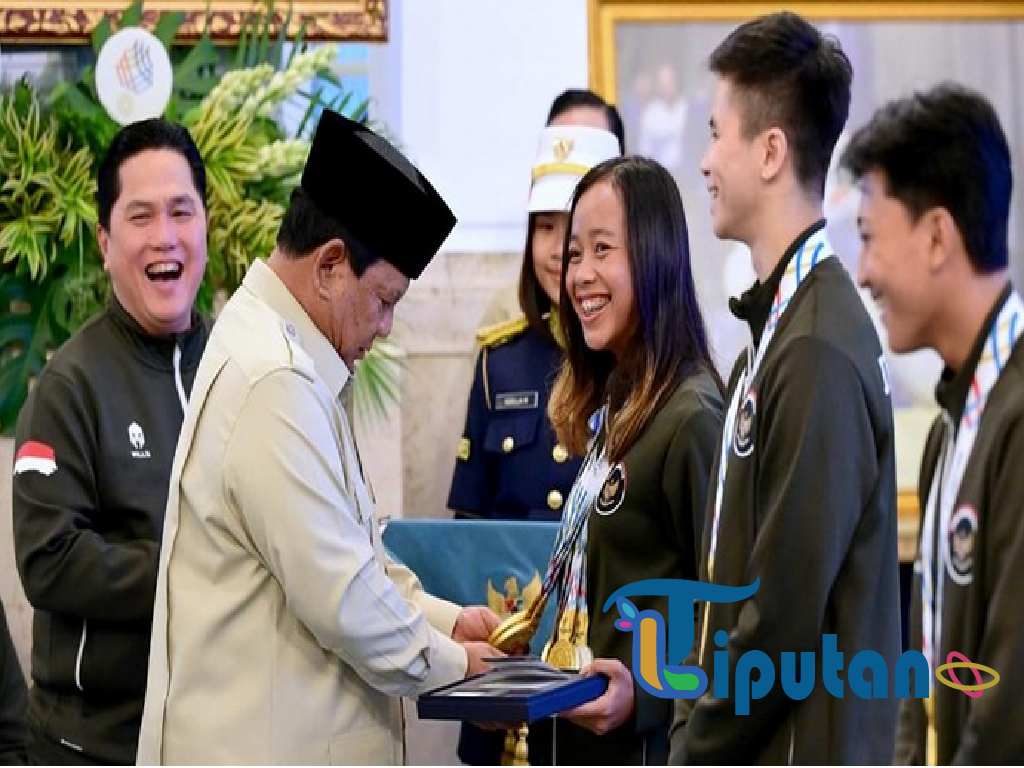 Games: Martina Ayu Raih Emas, Prabowo Terkejut di Podium