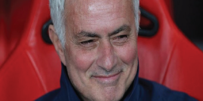 Mourinho Berniat Latih Real Madrid Lagi?