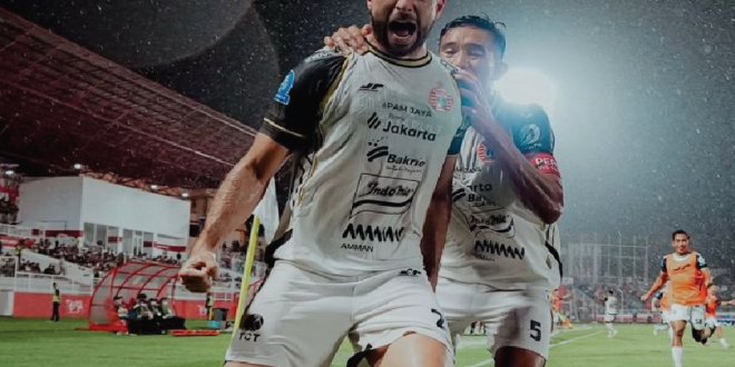 Persija Kalahkan Malut United 3-2, Macan Kemayoran Samai Poin Persib di Puncak