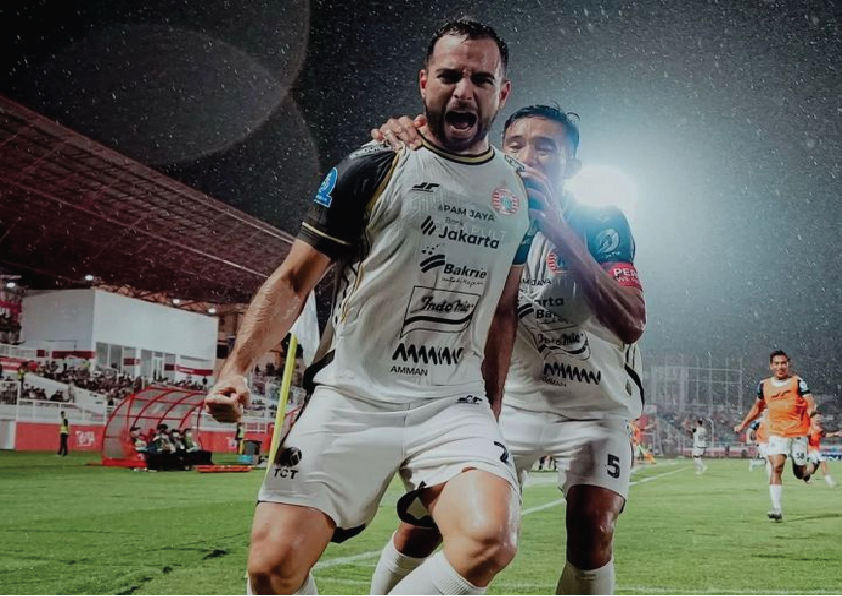 Persija Kalahkan Malut United 3-2, Macan Kemayoran Samai Poin Persib di Puncak