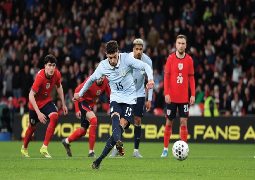Inggris Ditahan Uruguay 1-1, Penalti di Menit Akhir Bikin Tiga Singa Sial