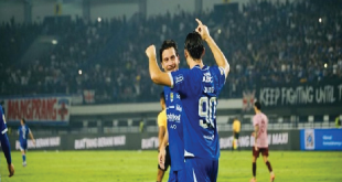 Persib vs Persik: Maung Bandung Raih Kemenangan Telak 3-0