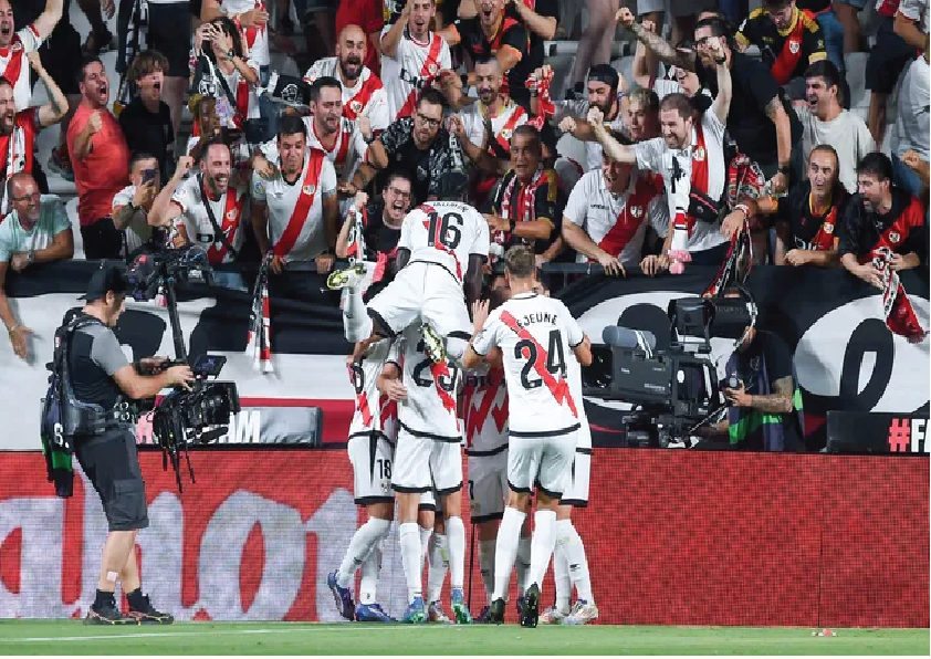 Susunan Pemain Rayo Vallecano vs Real Oviedo: Palazon, A. García, De Frutos Hadapi Reina, Hassan, Vinas