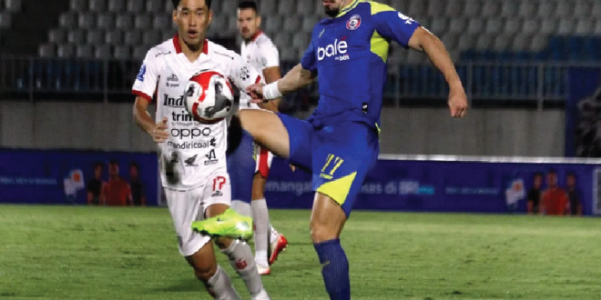 Arema FC Bungkam Persita 1-0 di Kandang Lawan