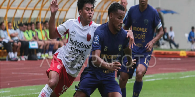 Bali United Bungkam Persita di Laga Sengit