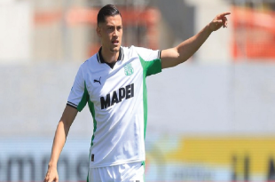 Fiorentina vs Sassuolo: Idzes Kokoh, Raih Gelar Pemain Terbaik
