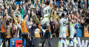 Klasemen Liga Inggris: Man City Terus Membayangi Arsenal, Spurs Terperosok ke Zona Merah