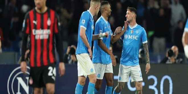 Napoli vs Milan: Partenopei Bungkam Rossoneri