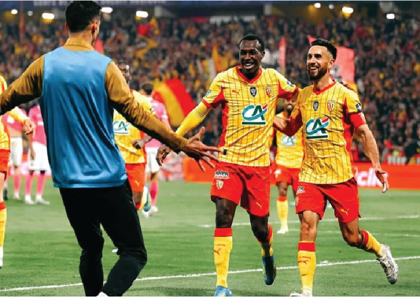 RC Lens Melaju ke Final Coupe de France Usai Hantam Toulouse 4-1