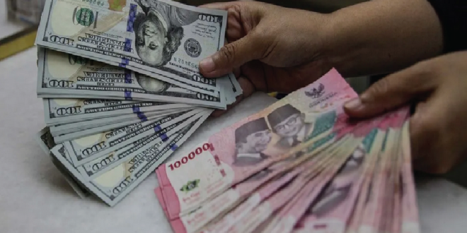 Rupiah Melemah 0,62 Persen Tertekan Kenaikan Harga Minyak Dunia