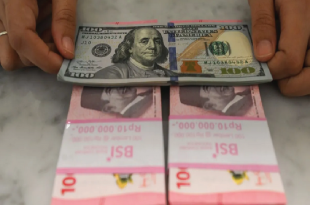 Rupiah Melemah, Sentimen Domestik Rapuh