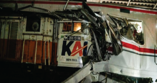 Tiga Korban Tabrakan Kereta di Bekasi Berhasil Diselamatkan