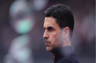 Canda Arteta soal Stres Persaingan Juara: Tes Kekuatan Rambut Sekalian