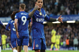Chelsea Tundukkan Tottenham 2-1