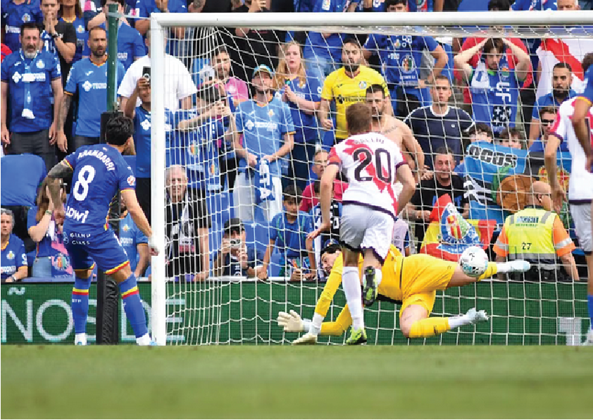 Getafe vs Rayo Vallecano: Rayo Menang 2-0, Gol Cantik Camello Pastikan Kemenangan