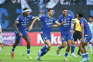Persib Tundukkan PSIM 1-0, Strategi Bojan Hodak Jadi Penentu Kemenangan