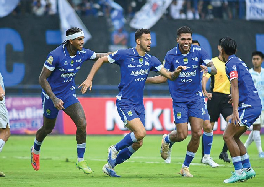 Persib Tundukkan PSIM 1-0, Strategi Bojan Hodak Jadi Penentu Kemenangan