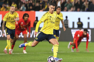 Pesta Juara Ronaldo Tertunda Akibat Blunder dan Ricuh Suporter