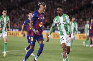 Raphinha Borong Dua Gol, Barcelona Tundukkan Real Betis 3-1