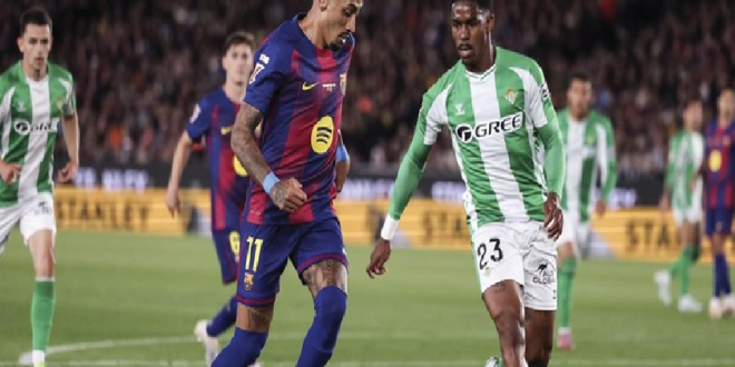 Raphinha Borong Dua Gol, Barcelona Tundukkan Real Betis 3-1
