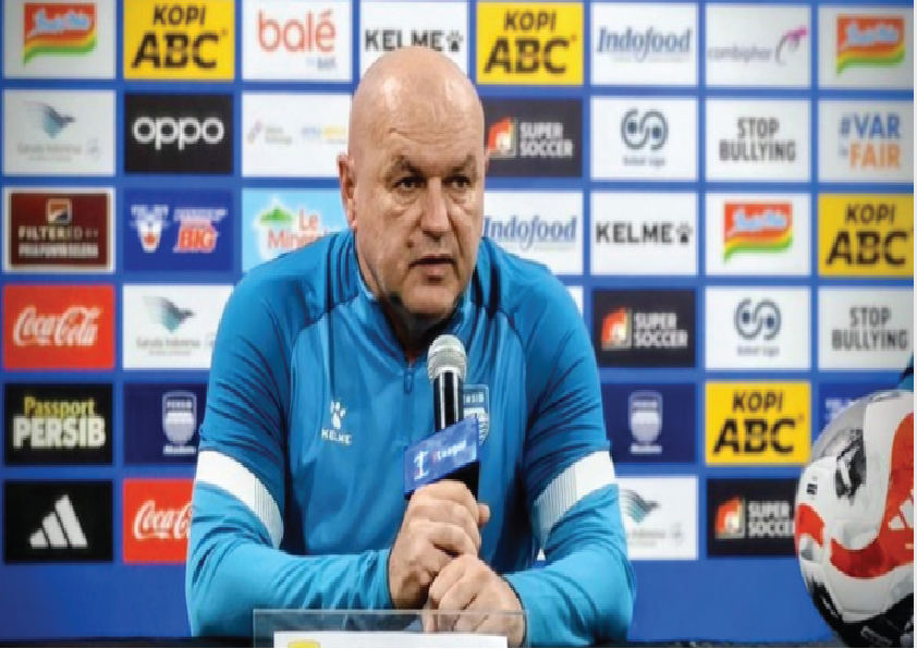 Resmi: Bojan Hodak Mundur dari Kursi Pelatih Persib