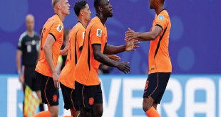 Belanda Unggul 2-0 atas Tunisia di Paruh Pertama