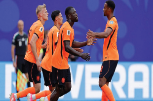 Belanda Unggul 2-0 atas Tunisia di Paruh Pertama